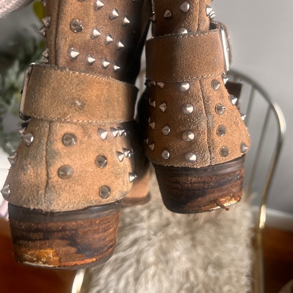 Dolce Vita Studded Ankle Bootie - Picture 6 of 8